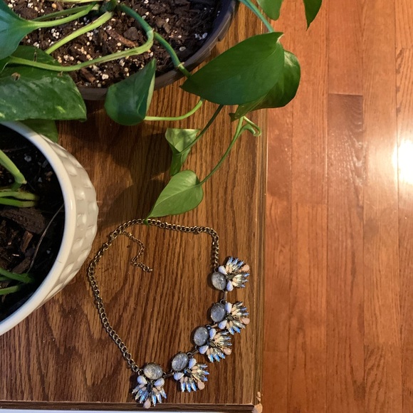 Statement necklace - Picture 3 of 3